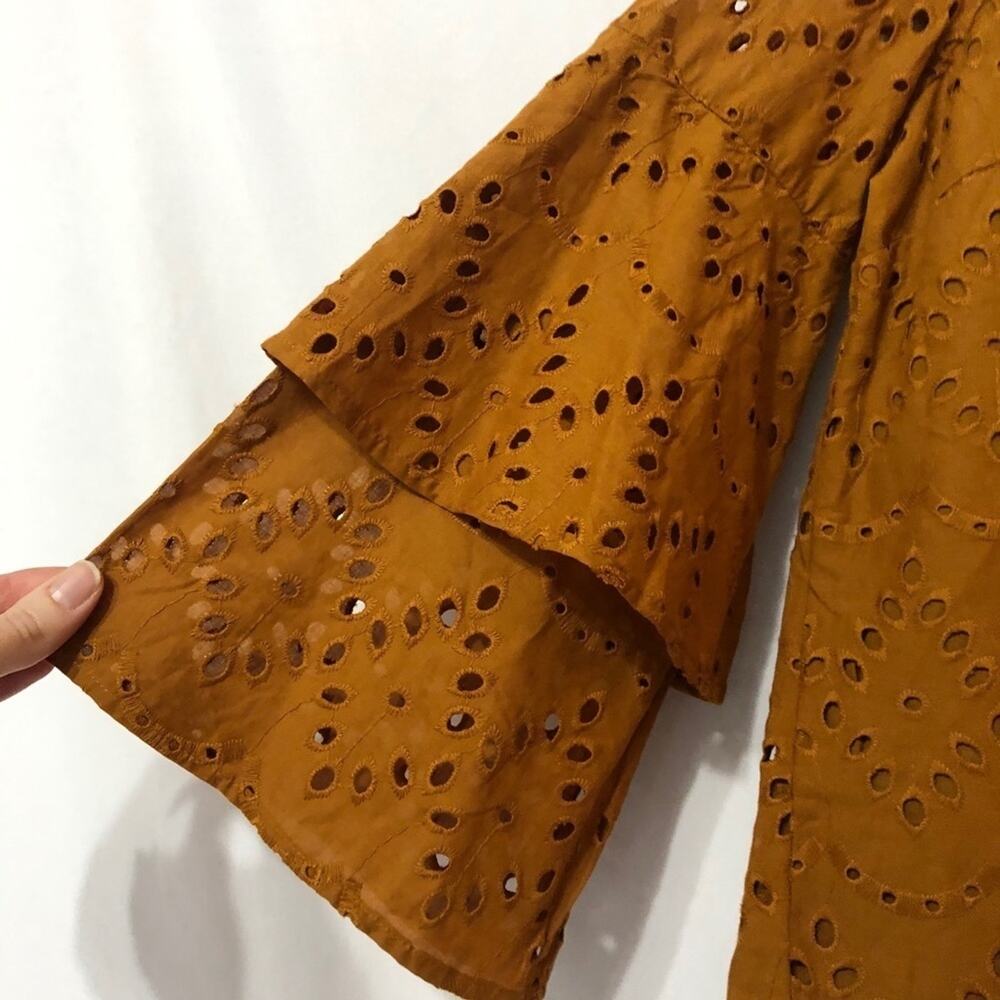 Ann Taylor Yellowish Brown Eyelet Layered Bell Sleeve Top Women XS Boho Romantic - Picture 2 of 8